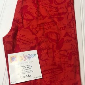 Buttery soft LulaRoe one size leggings